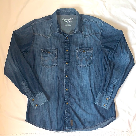 Wrangler Other - Wrangler Retro Denim Shirt